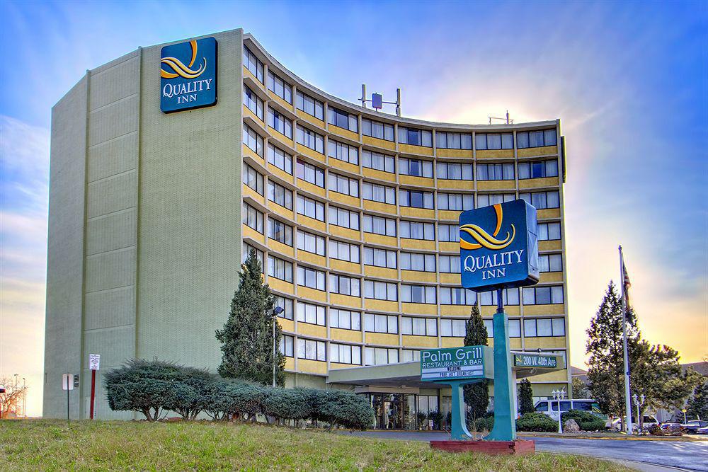 Clarion Hotel Denver Central Exterior photo